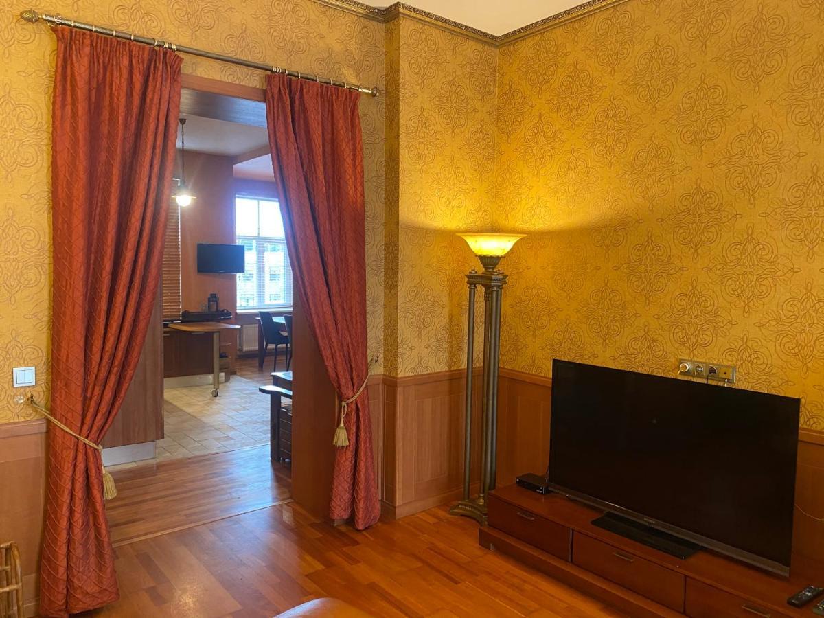 Old Town Apartment Near St Peters Basilica Riga Bagian luar foto